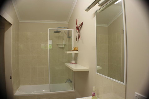 Boutique Bungalows - South Australia Travel 43