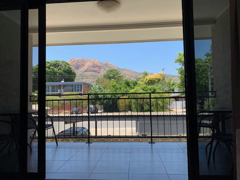 Townsville Holiday Apartments - South Australia Travel 1