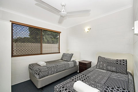 Townsville Holiday Apartments - South Australia Travel 19