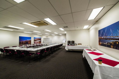 George Williams Hotel - South Australia Travel 44