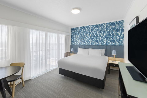 Vibe Hotel Gold Coast - South Australia Travel 8
