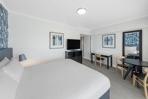 Vibe Hotel Gold Coast - South Australia Travel 10