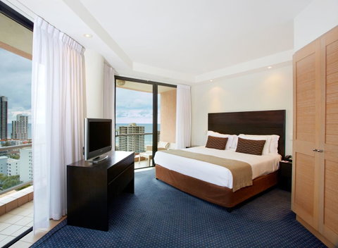 Crowne Plaza Surfers Paradise, An IHG Hotel - South Australia Travel 28