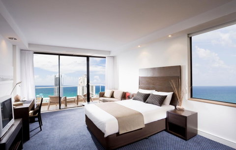 Crowne Plaza Surfers Paradise, An IHG Hotel - South Australia Travel 5