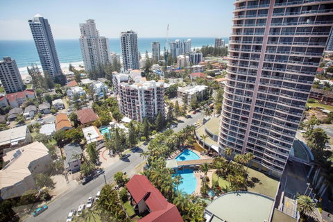 Crowne Plaza Surfers Paradise, An IHG Hotel - South Australia Travel 24