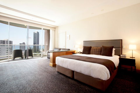 Crowne Plaza Surfers Paradise, An IHG Hotel - South Australia Travel 43