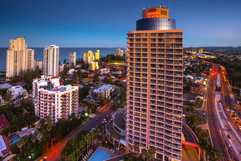Crowne Plaza Surfers Paradise, An IHG Hotel - South Australia Travel 3
