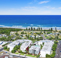 Element on Coolum Beach - South Australia Travel