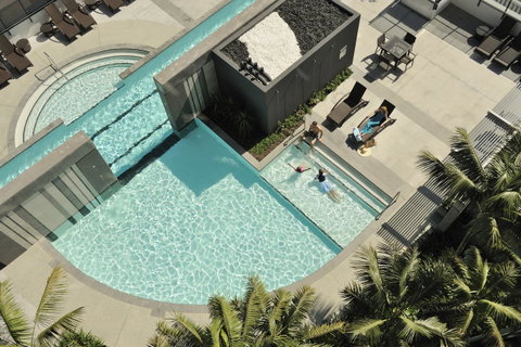 Peppers Broadbeach - South Australia Travel 0