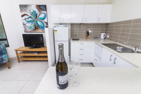 Beach Club Resort Mooloolaba - South Australia Travel 15