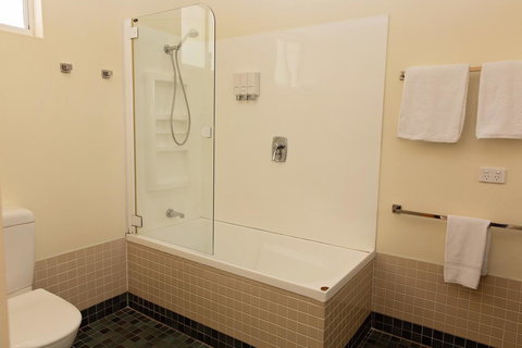 White Lace Motor Inn - South Australia Travel 12