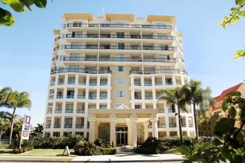 Palazzo Colonnades - South Australia Travel 5