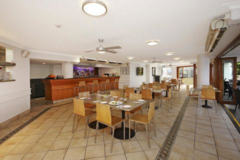 Sovereign On The Gold Coast - South Australia Travel 25