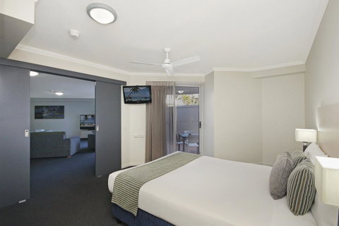 Sovereign On The Gold Coast - South Australia Travel 37