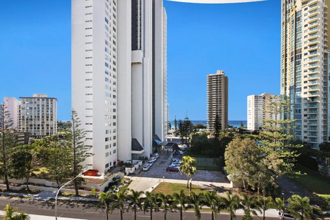 Sovereign On The Gold Coast - South Australia Travel 17