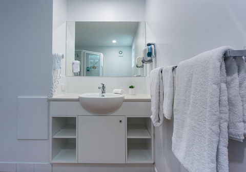 Anchor Motel Noosa - South Australia Travel 10