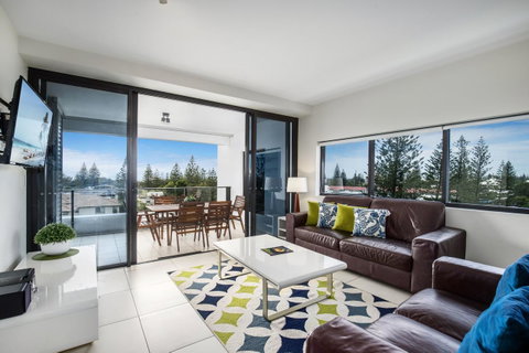 Ultra Broadbeach - South Australia Travel 11