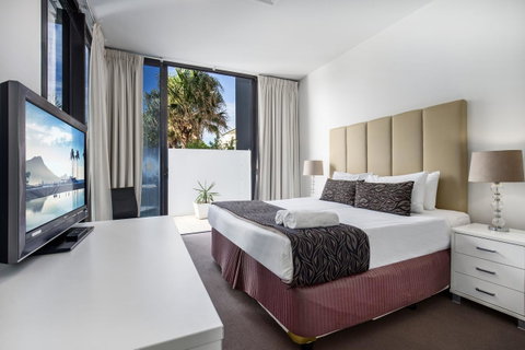 Ultra Broadbeach - South Australia Travel 22