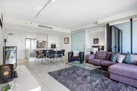 Ultra Broadbeach - South Australia Travel 44