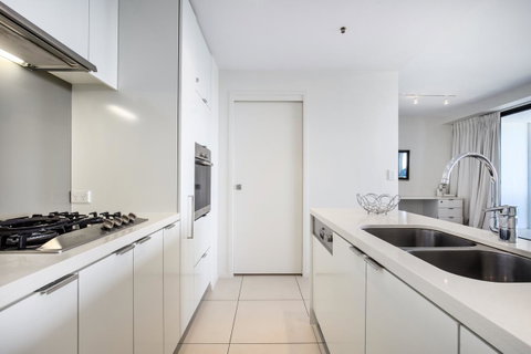 Ultra Broadbeach - South Australia Travel 35