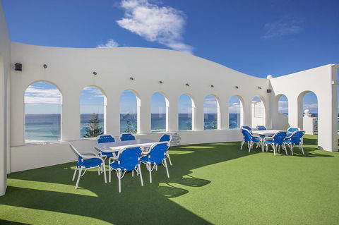 ULTIQA Burleigh Mediterranean Resort - South Australia Travel 25