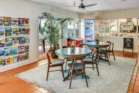 Coral Tree Inn - South Australia Travel 16