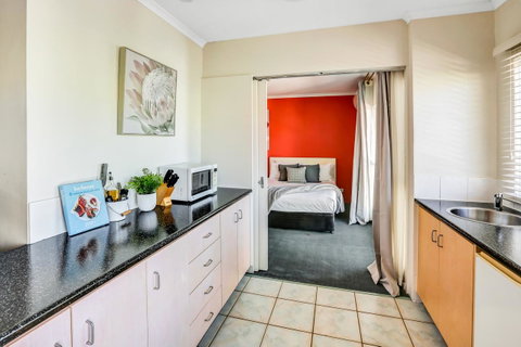 Coral Tree Inn - South Australia Travel 27