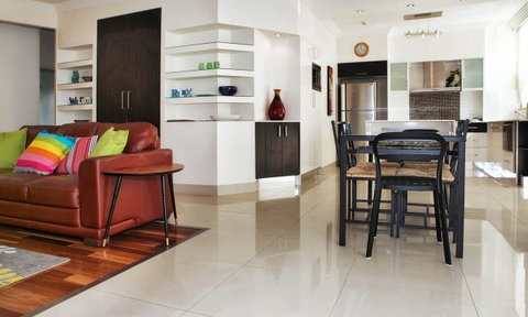 Boulevard Towers On Broadbeach - South Australia Travel 32
