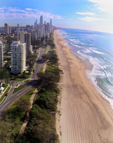 Boulevard Towers On Broadbeach - South Australia Travel 33