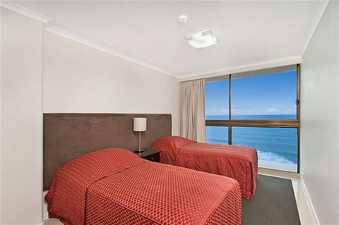 Boulevard Towers On Broadbeach - South Australia Travel 23