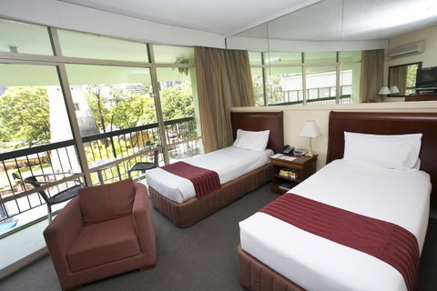 Madison Tower Mill Hotel - South Australia Travel 7