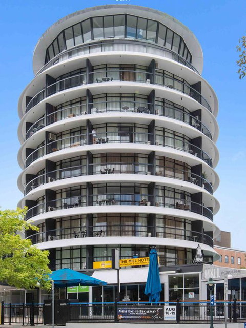 Madison Tower Mill Hotel - South Australia Travel 0