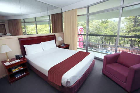 Madison Tower Mill Hotel - South Australia Travel 4