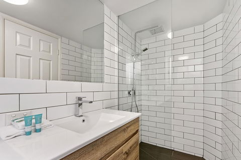 Dockside Apartments Mooloolaba - South Australia Travel 2