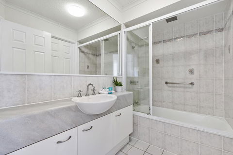 Dockside Apartments Mooloolaba - South Australia Travel 9