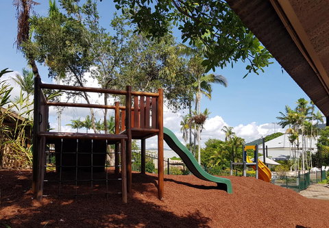 Cairns Colonial Club Resort - South Australia Travel 10