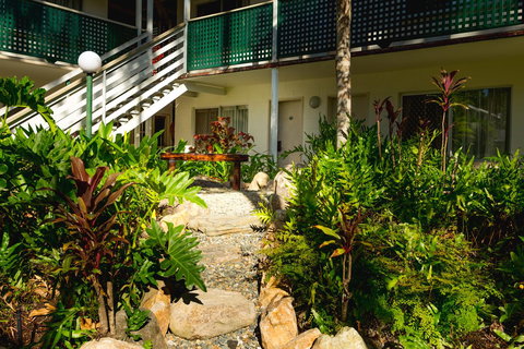 Cairns Colonial Club Resort - South Australia Travel 43