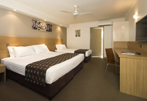 Cairns Colonial Club Resort - South Australia Travel 40