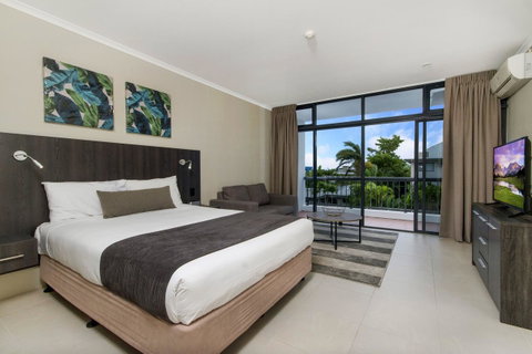 Sunshine Tower Hotel - South Australia Travel 1