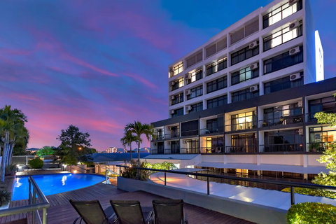 Sunshine Tower Hotel - South Australia Travel 3