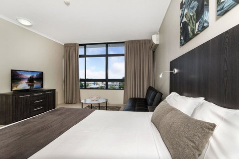 Sunshine Tower Hotel - South Australia Travel 9