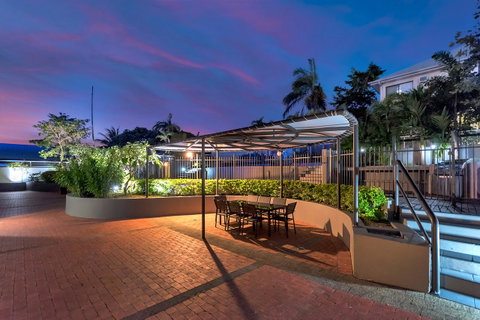 Sunshine Tower Hotel - South Australia Travel 15