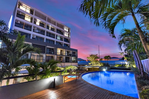 Sunshine Tower Hotel - South Australia Travel 0