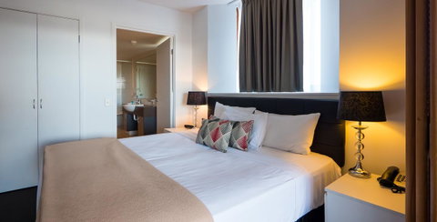 Broadbeach Savannah Resort - South Australia Travel 38