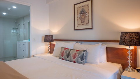 Broadbeach Savannah Resort - South Australia Travel 28