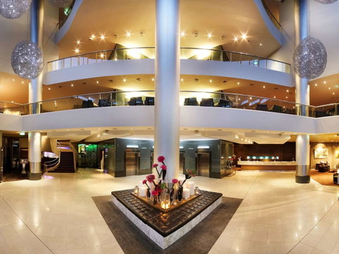 Sofitel Gold Coast Broadbeach - South Australia Travel 15