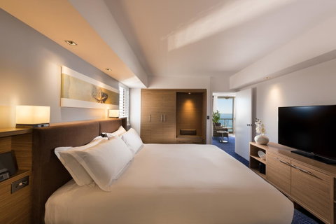 Sofitel Gold Coast Broadbeach - South Australia Travel 5