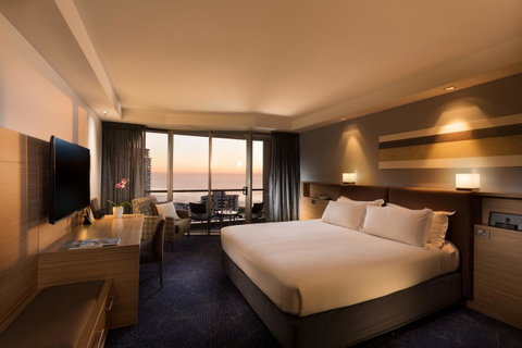 Sofitel Gold Coast Broadbeach - South Australia Travel 18