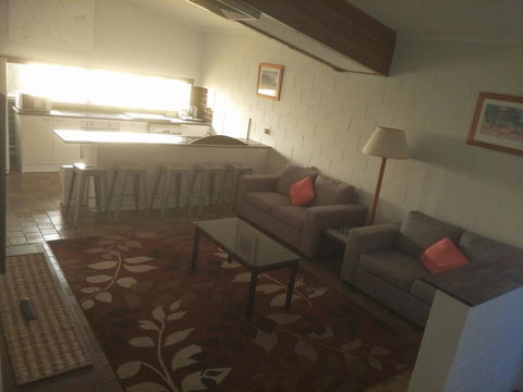 Arkana Motel - South Australia Travel 3