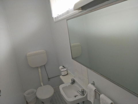 Arkana Motel - South Australia Travel 16